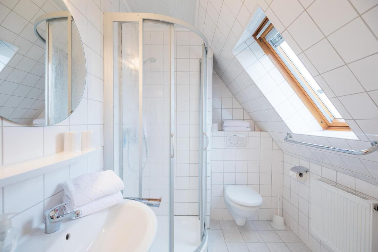 Direkt Am Deich - Ferienwohnung Oland Im Gaestehaus Am Badedeich Dagebüll Esterno foto