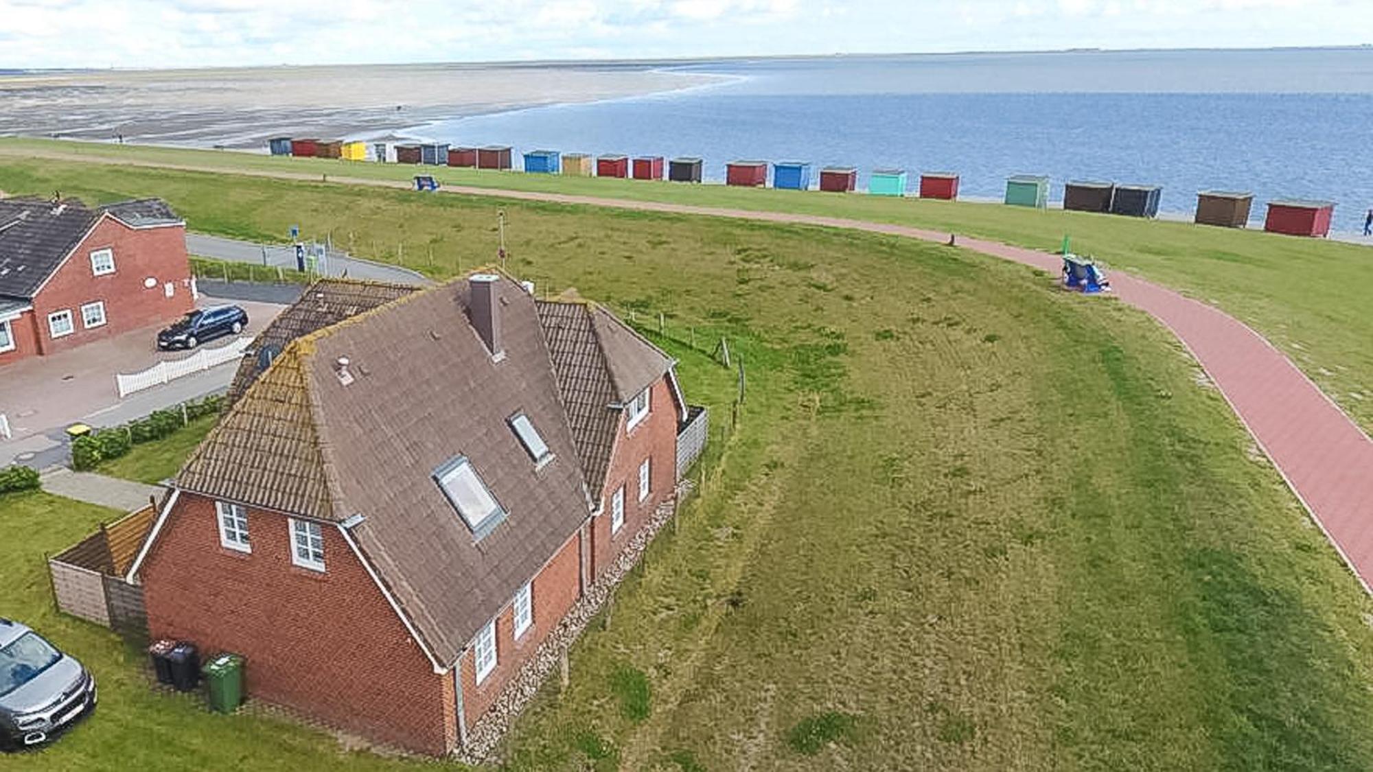 Direkt Am Deich - Ferienwohnung Oland Im Gaestehaus Am Badedeich Dagebüll Esterno foto